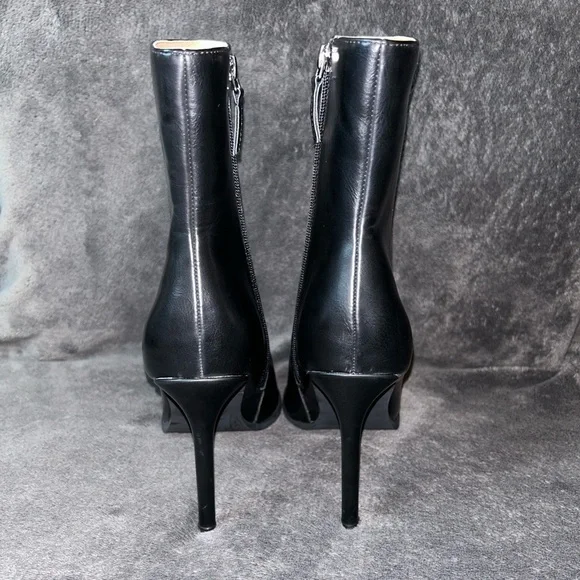 NWOT Journee Collection Size 9.5 Black Side Zip Pointed Toe Bootie Heels - Picture 3 of 6